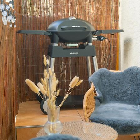 Einzigartiges Scandi Apartment - Innenstadt Mit Parkplatz, Balkon & Wlan - Perfekt Fuer Radfahrer リートリンゲン エクステリア 写真