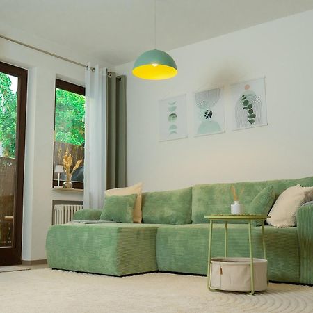 Einzigartiges Scandi Apartment - Innenstadt Mit Parkplatz, Balkon & Wlan - Perfekt Fuer Radfahrer リートリンゲン エクステリア 写真