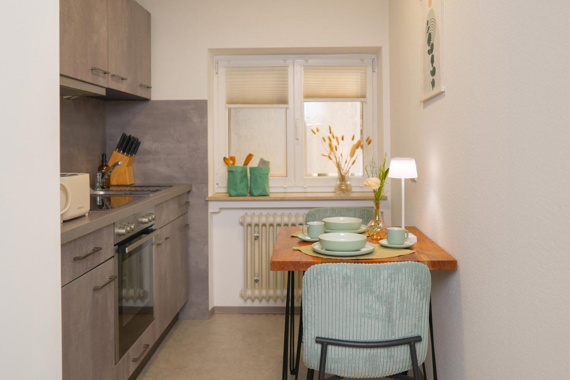 Einzigartiges Scandi Apartment - Innenstadt Mit Parkplatz, Balkon & Wlan - Perfekt Fuer Radfahrer リートリンゲン エクステリア 写真